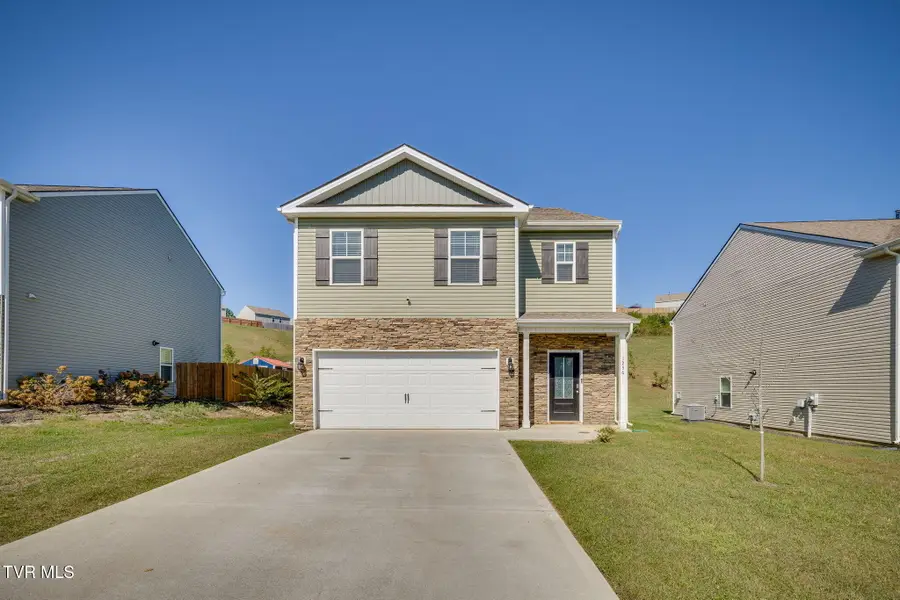1256 Valley Parke Drive, Kingsport, TN 37663 - #2