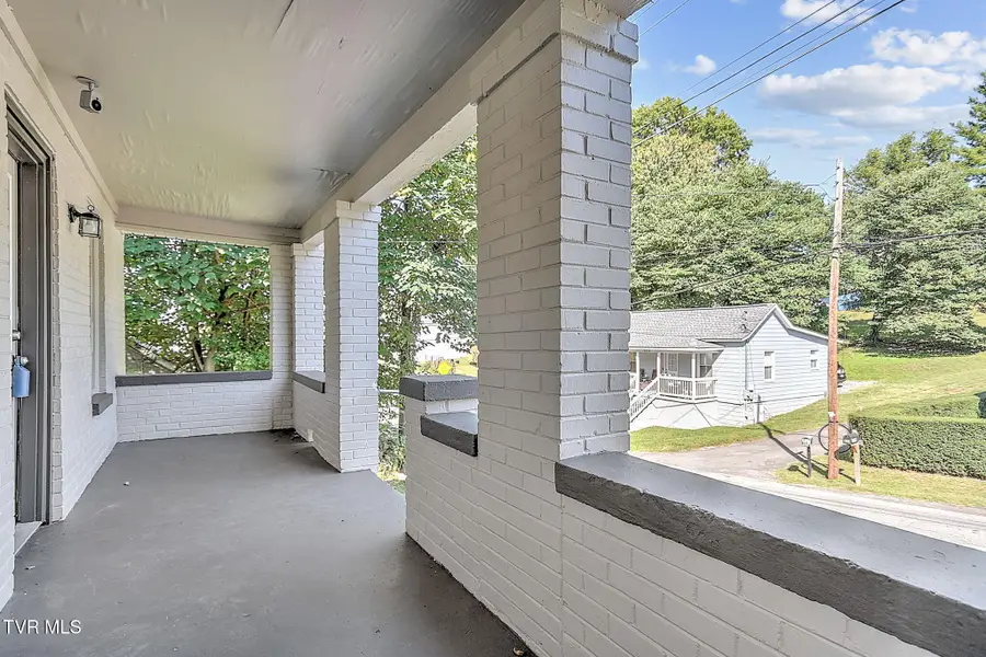 627 Dixie Street, Bristol, VA 24201 - #3