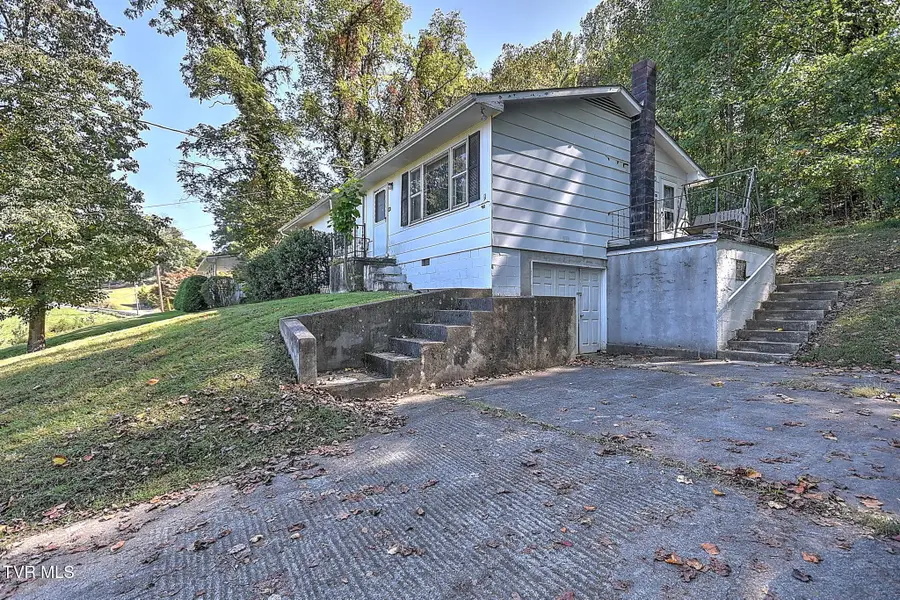 5907 Chestnut Ridge Road, Kingsport, TN 37664 - #3