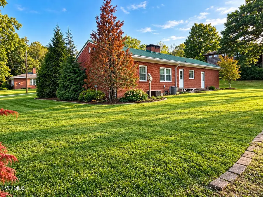 200 East Grove Street, Greeneville, TN 37745 - #2