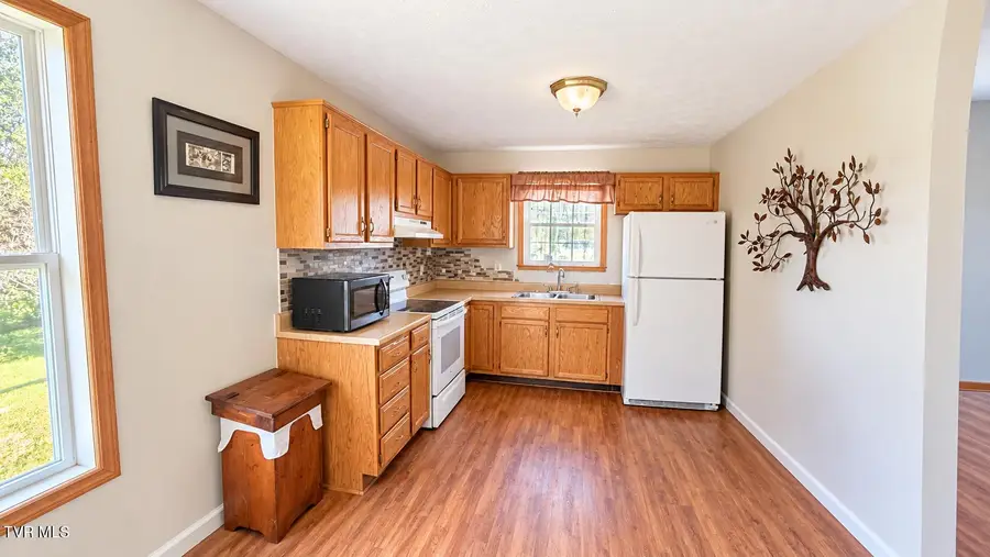 900 Martin Subdivision Road, Jonesville, VA 24263 - #2