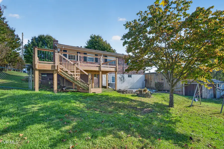 416 Sherwood Road, Bristol, VA 24201 - #2