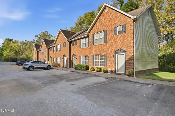 1809 West Lakeview Drive #Apt 25, Johnson City, TN 37601