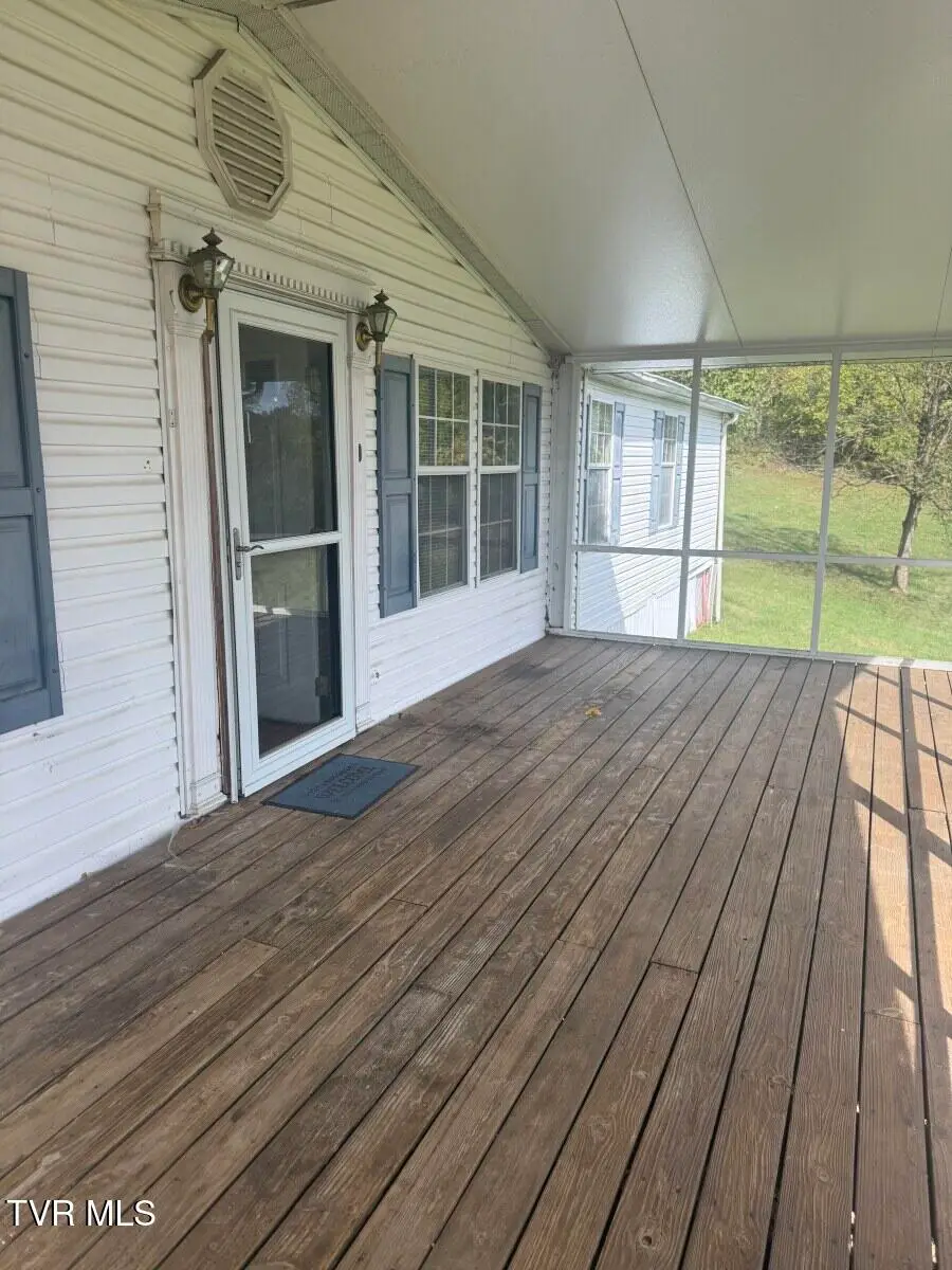 3308 Horseshoe Drive, Kingsport, TN 37663 - #2