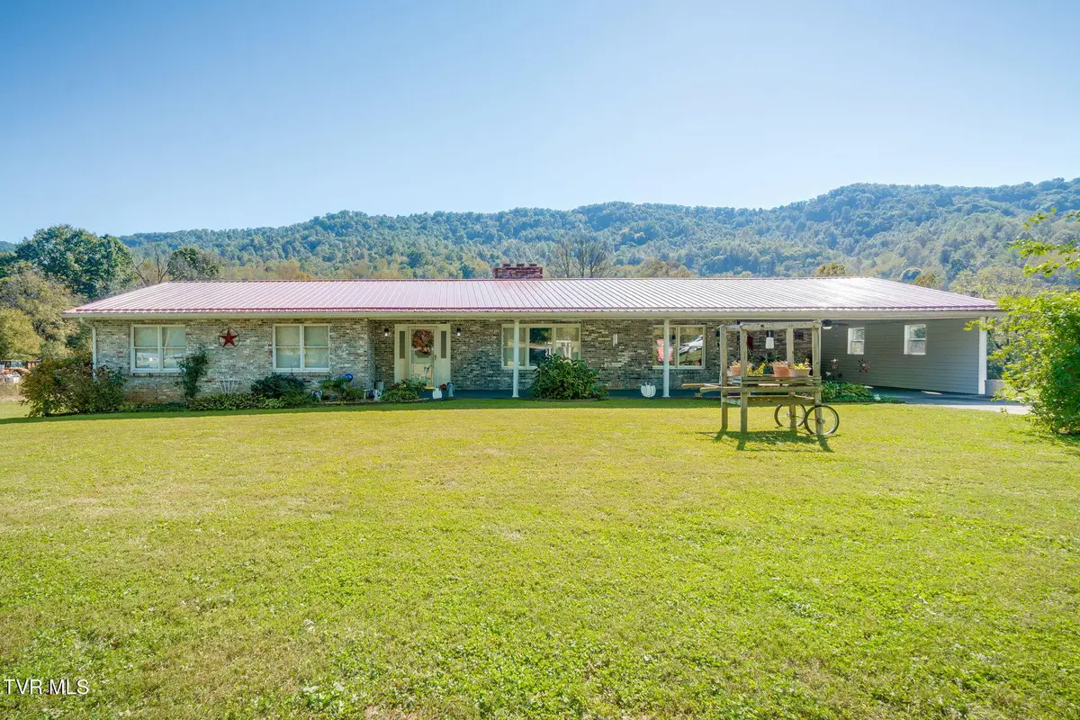 41822 Wilderness Road, Pennington Gap, VA 24277 - #1