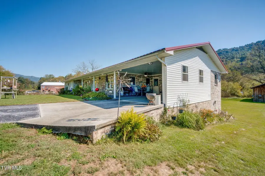 41822 Wilderness Road, Pennington Gap, VA 24277 - #3