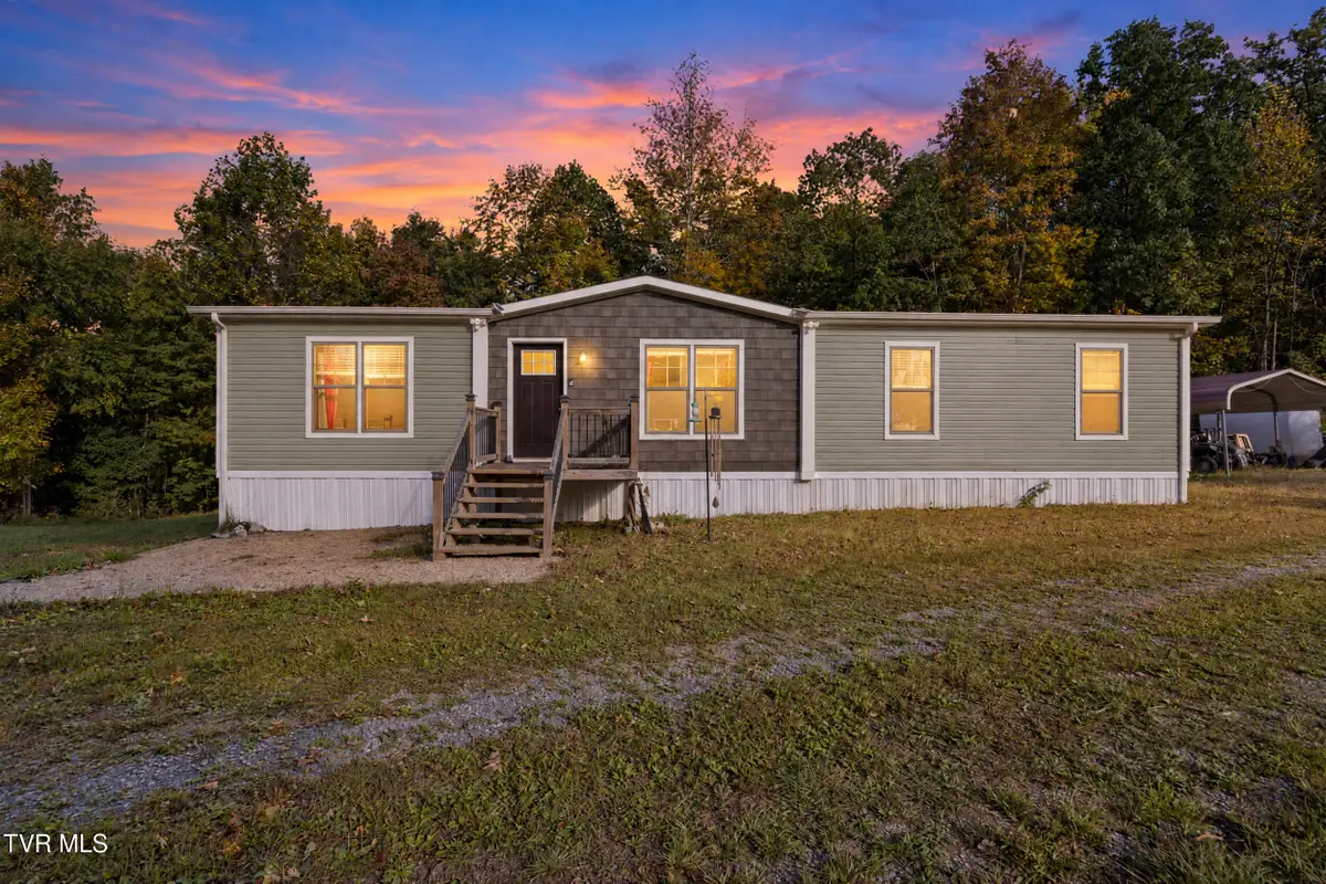 204 Renfro Road, Elizabethton, TN 37643 - #1