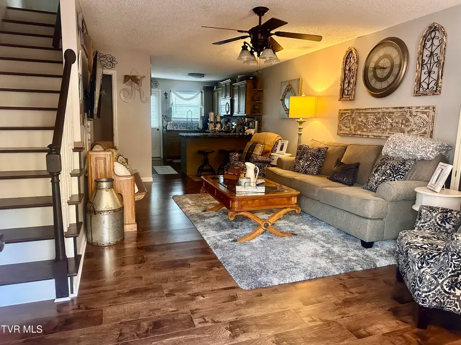 2931 Broad Street #Apt 131, Bristol, TN 37620 - #3