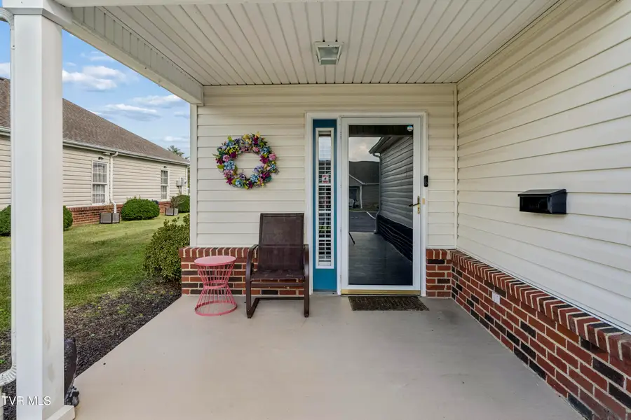 1572 Pine Cone Circle, Kingsport, TN 37660 - #2