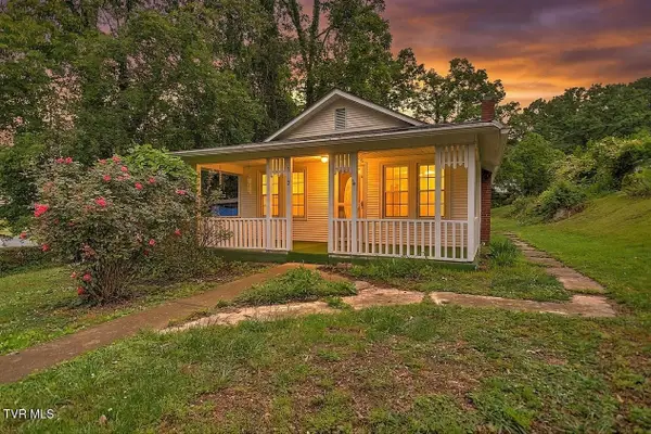 510 Cherokee Drive, Mount Carmel, TN 37645