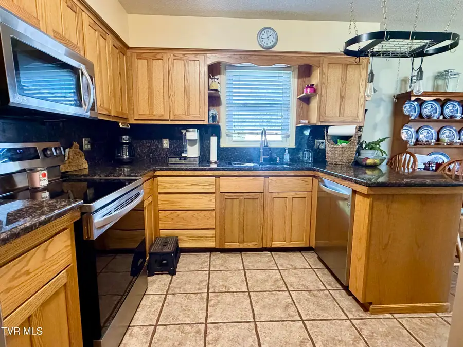 611 Railroad Drive, Marion, VA 24354 - #3