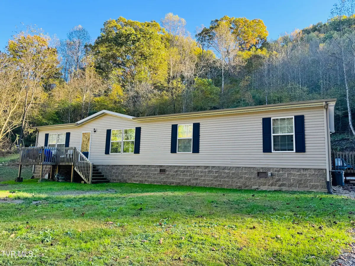 8250 George Riner Road, Pound, VA 24279 - #1