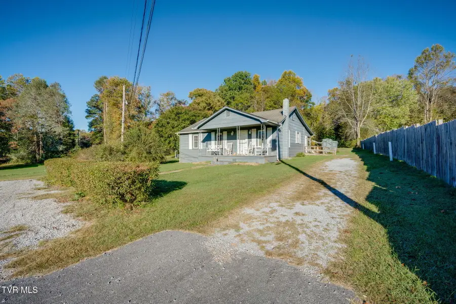 145 Parsonage Road, Elizabethton, TN 37643 - #2