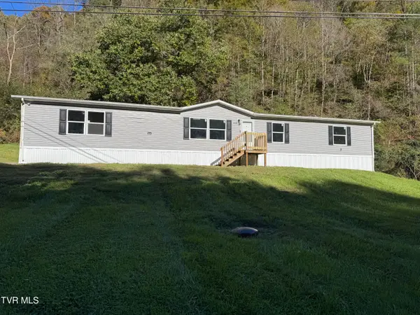 1020 Little Stream Lane, Grundy, VA 24614