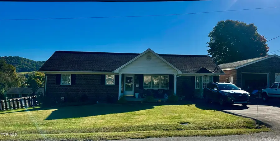 2415 Bob Little Road, Elizabethton, TN 37643 - #2