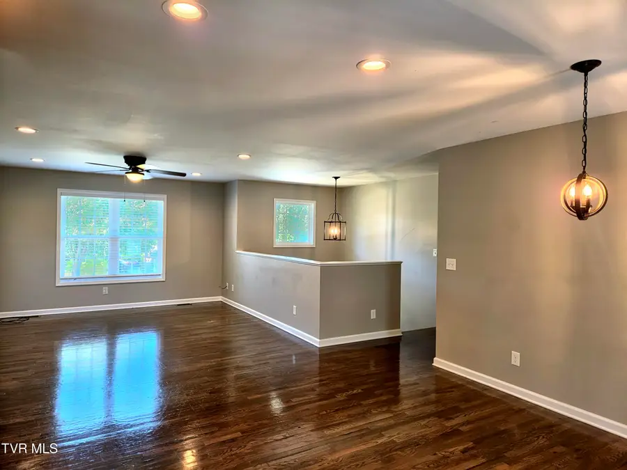 375 Ridgeway Road, Kingsport, TN 37664 - #3