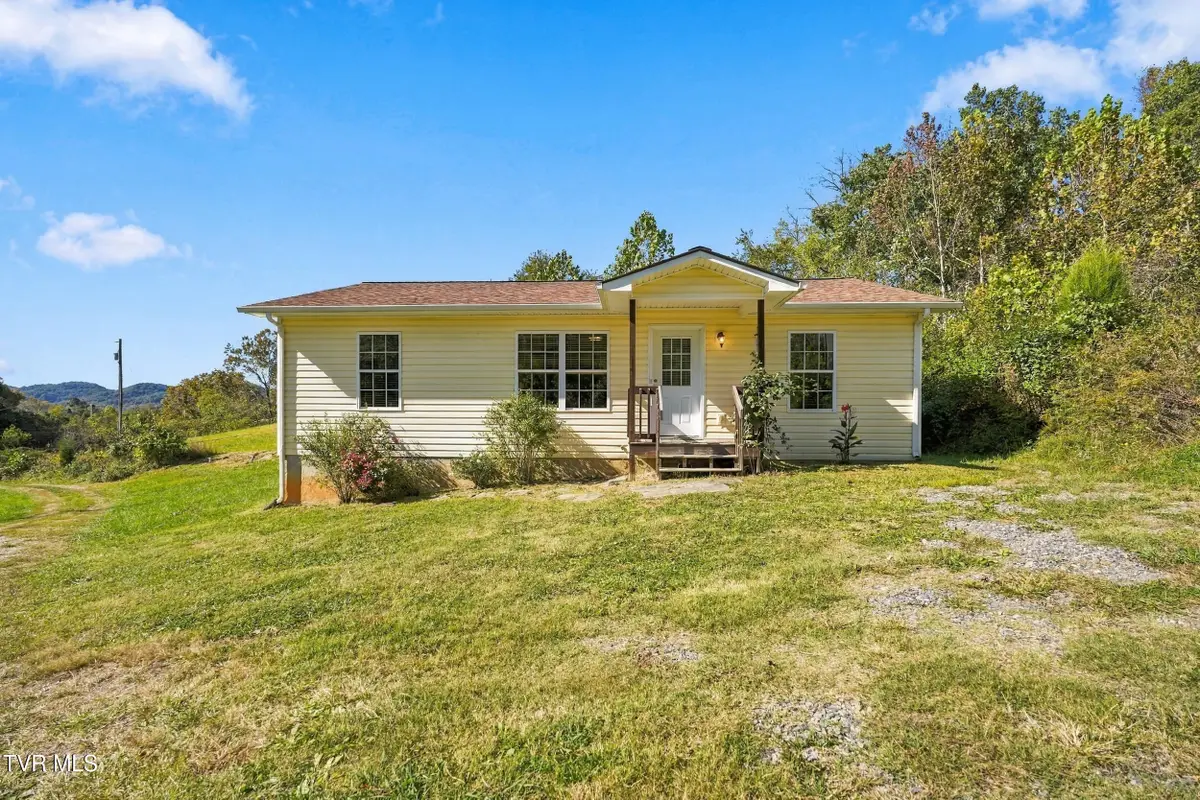 2549 Weaver Pike Pike, Bristol, TN 37620 - #1