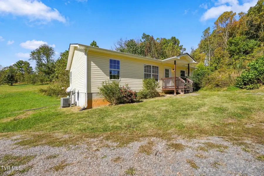 2549 Weaver Pike Pike, Bristol, TN 37620 - #3