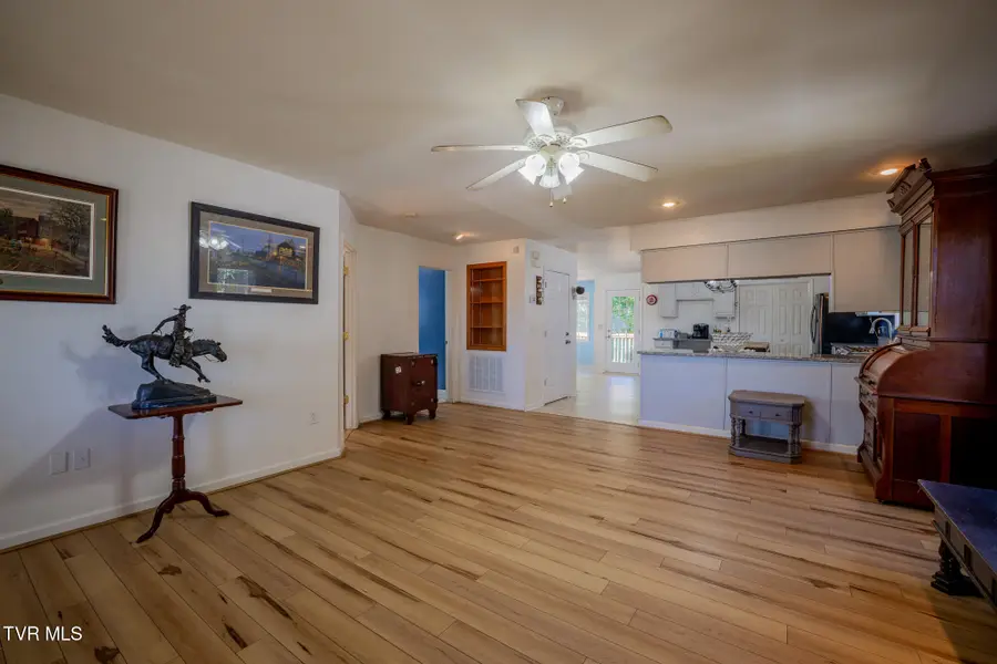 425 Berry Ridge Road, Jonesborough, TN 37659 - #3