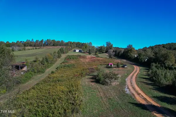 174 Shanks Gap Road, Rogersville, TN 37857
