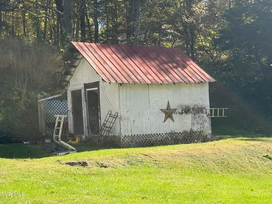 370 Johnson Hollow Road, Blountville, TN 37617 - #3