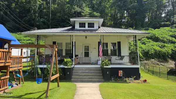 634 Northeast Meadow Street, Coeburn, VA 24230