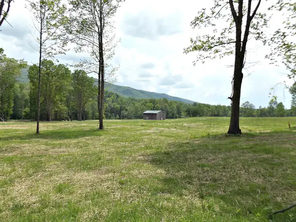 3039 Hwy 91, Elizabethton, TN 37643