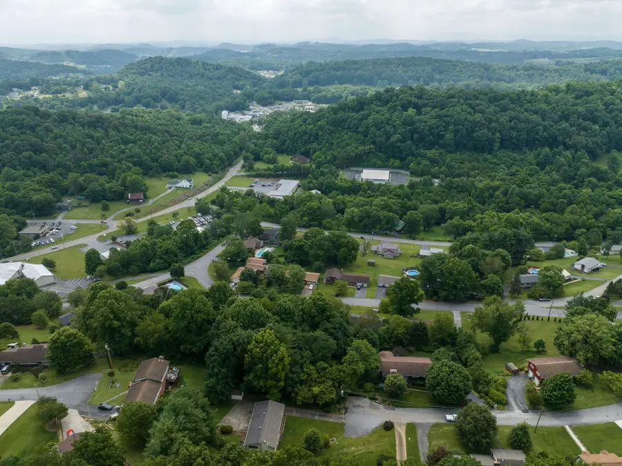 112 Leslie Court, Kingsport, TN 37663 - Image #3