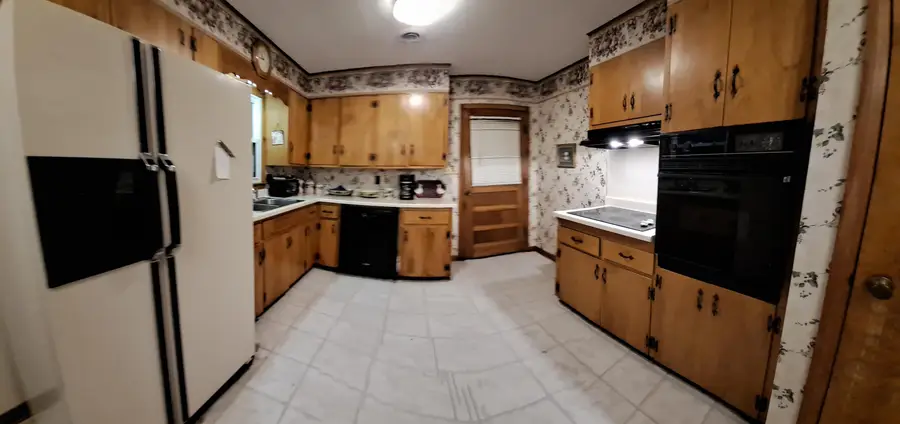 260 Chester Hill, Bristol, VA 24201 - Image #2