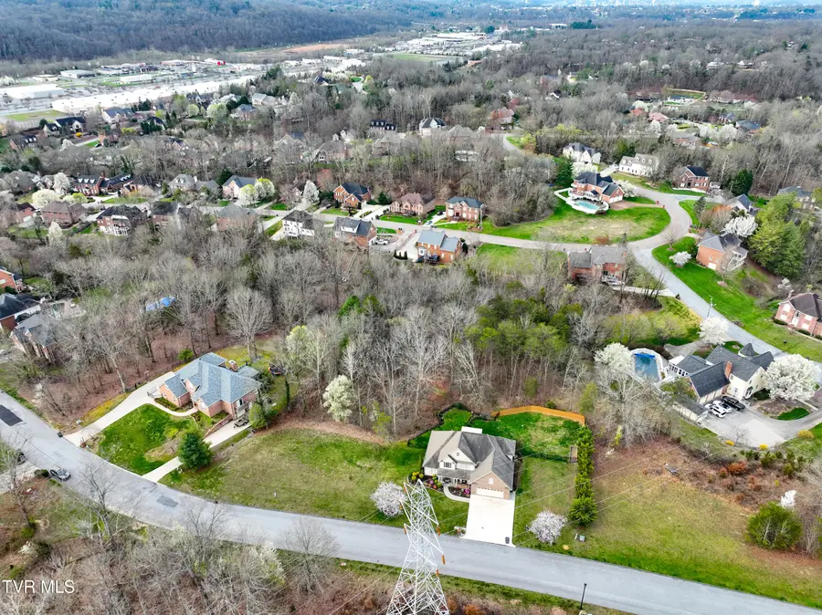 1804 Buckingham Court, Kingsport, TN 37660 - #2