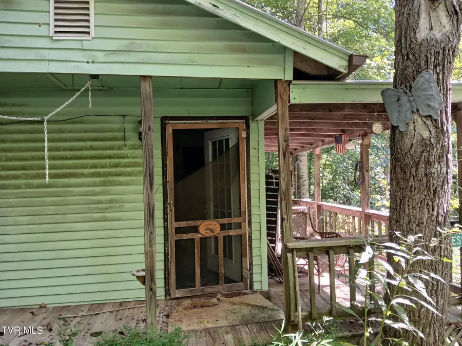 17532 Phillips Road, Bristol, VA 24202 - Image #2