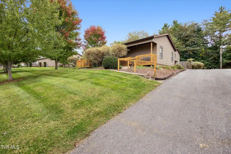 506 Pilgrim Court #B, Johnson City, TN 37601 - Image #2