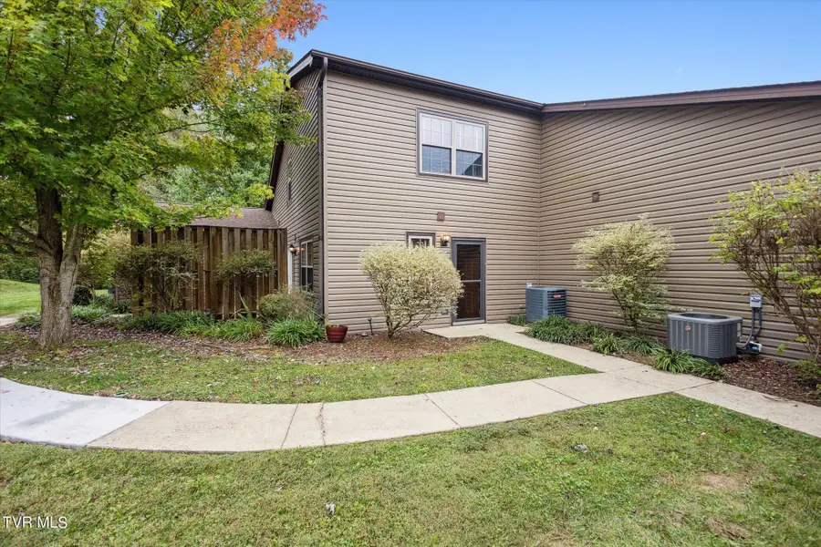 506 Pilgrim Court #B, Johnson City, TN 37601 - Image #3