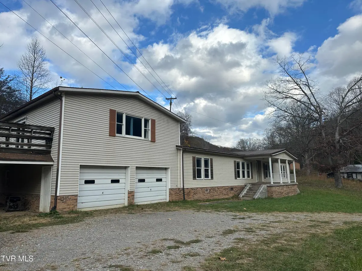 11511 Meade Fork Road, Pound, VA 24279 - Image #1