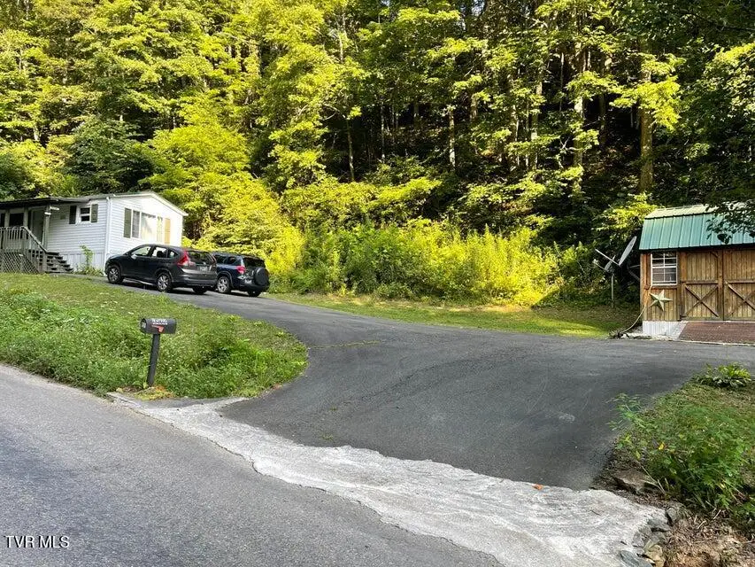 368 Little Dry Run Road, Butler, TN 37640 - Image #2