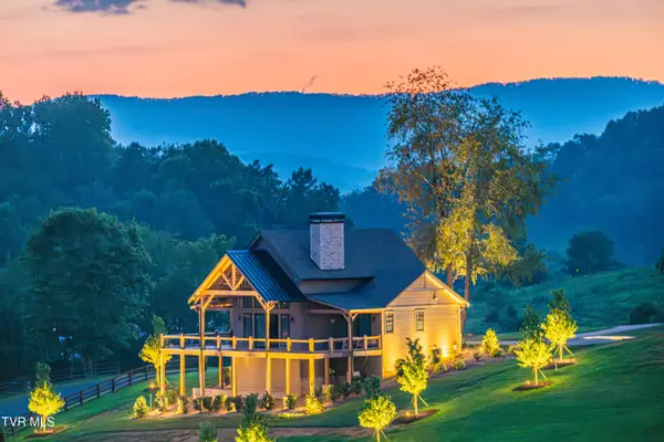 136 Farmhouse Village Trail, Butler, TN 37640