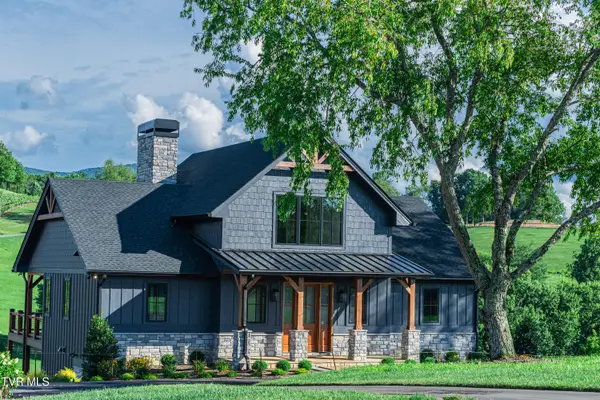 232 Farmhouse Village Trail, Butler, TN 37640