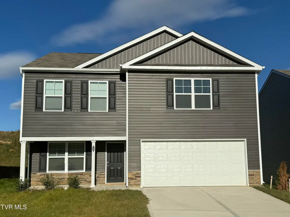 121 Crawford Circle, Bristol, TN 37618 - Image #1