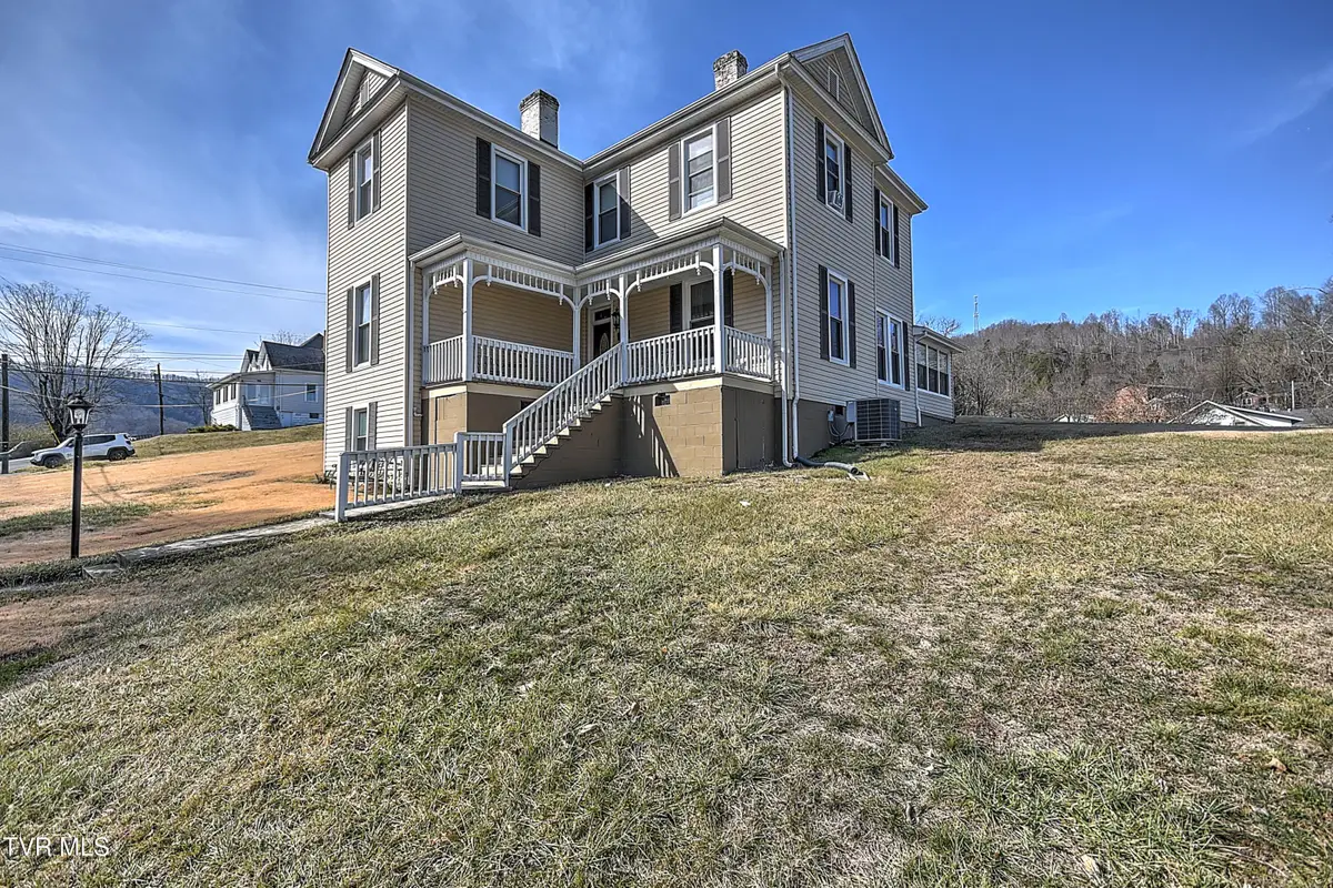 196 Cypress Street, Gate City, VA 24251 - Image #1