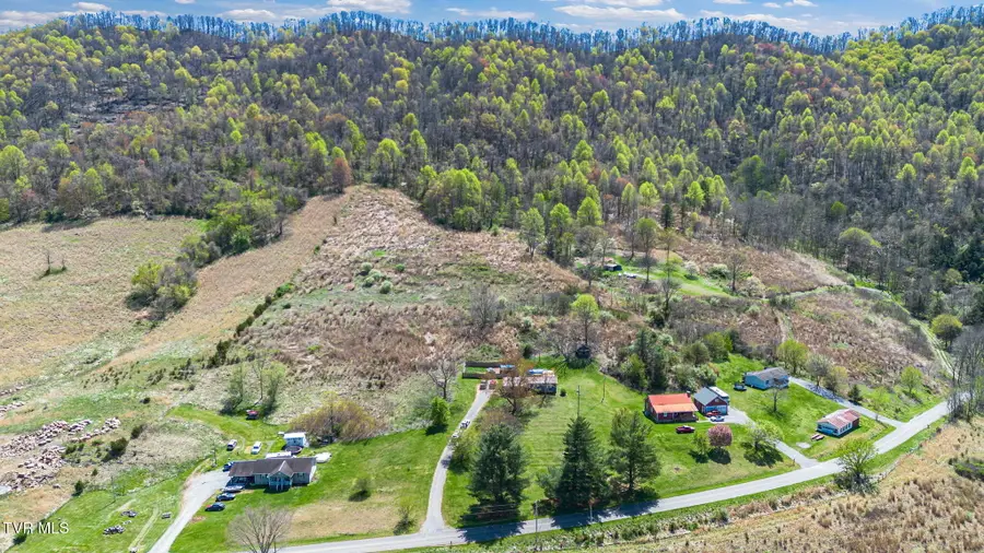 10955 Middle Wallens Creek Road, Jonesville, VA 24263 - Image #3