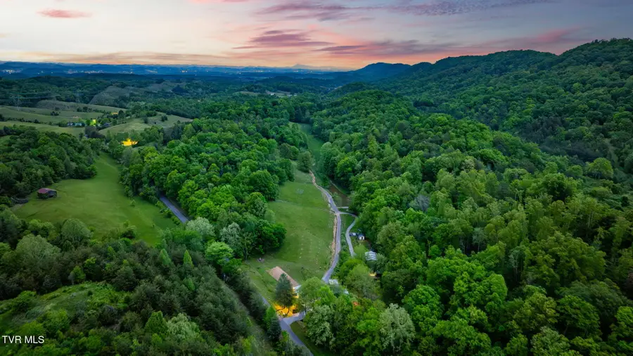 838 Longs Bend Road, Rogersville, TN 37857 - Image #2