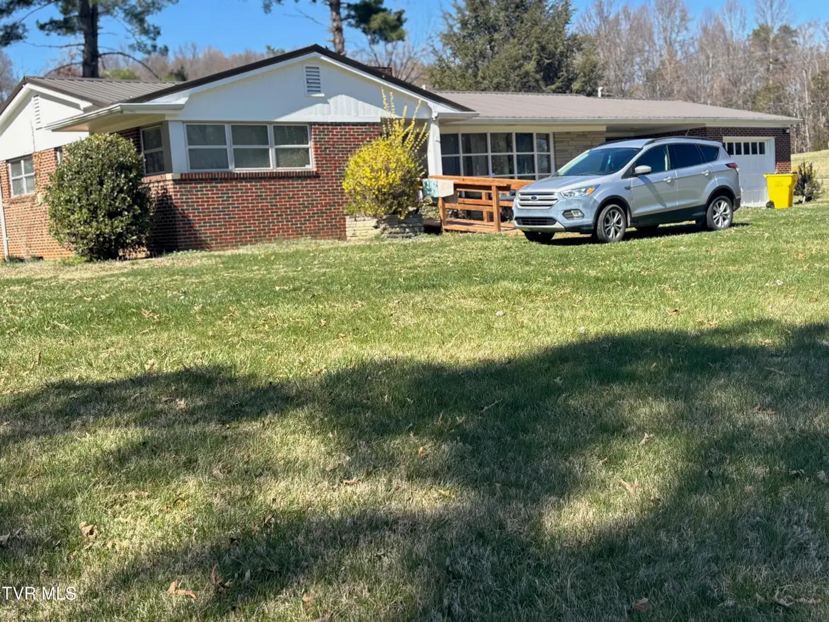 17505 Kingsport Highway, Fall Branch, TN 37656 - Image #1