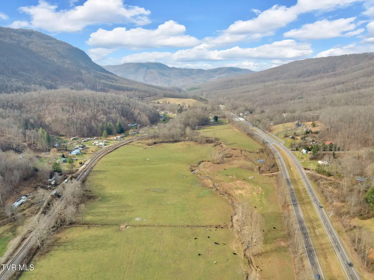 27572 Hwy 23h, Dryden, VA 24243 - Image #1