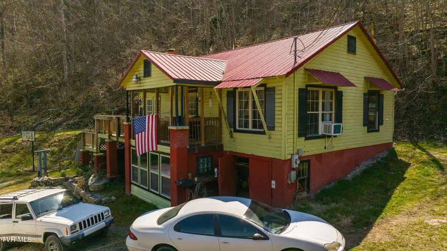 9950 Chestnut Ridge Road, Eidson, TN 37731 - Image #3