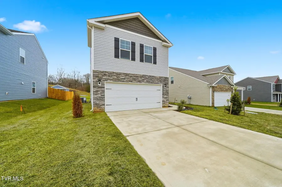 1905 Fox Meadows Circle, Bluff City, TN 37618 - Image #3