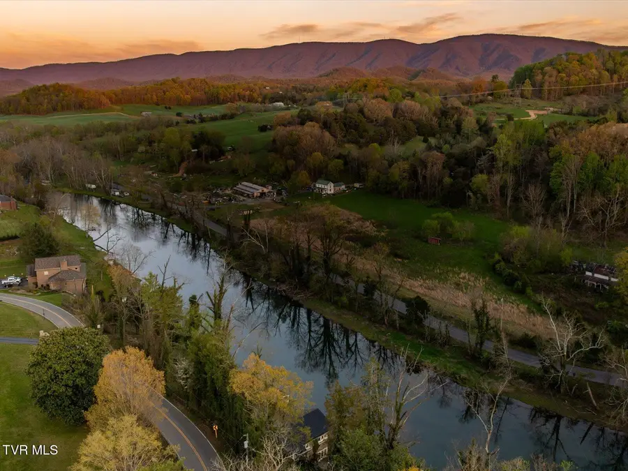 1910 Riverside Road, Bristol, TN 37620 - Image #3