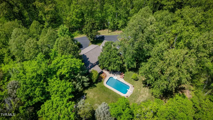 295 Southwood Drive, Kingsport, TN 37664 - Image #3