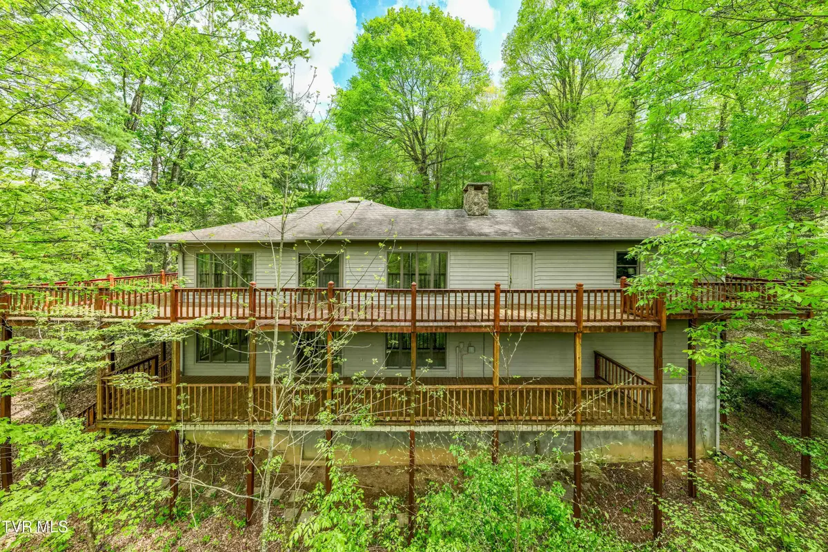 1945 Sage Valley Circle, Mountain City, TN 37683 - Image #1