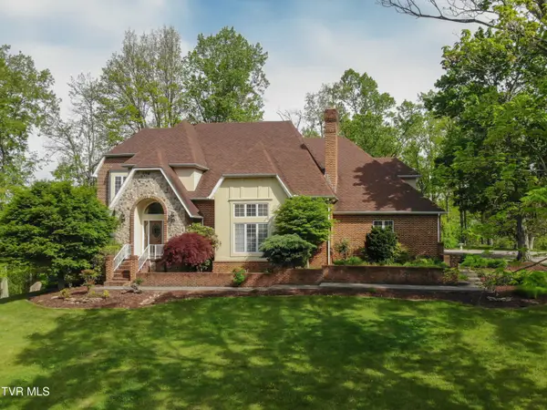 4 Sunset Drive, Lebanon, VA 24266