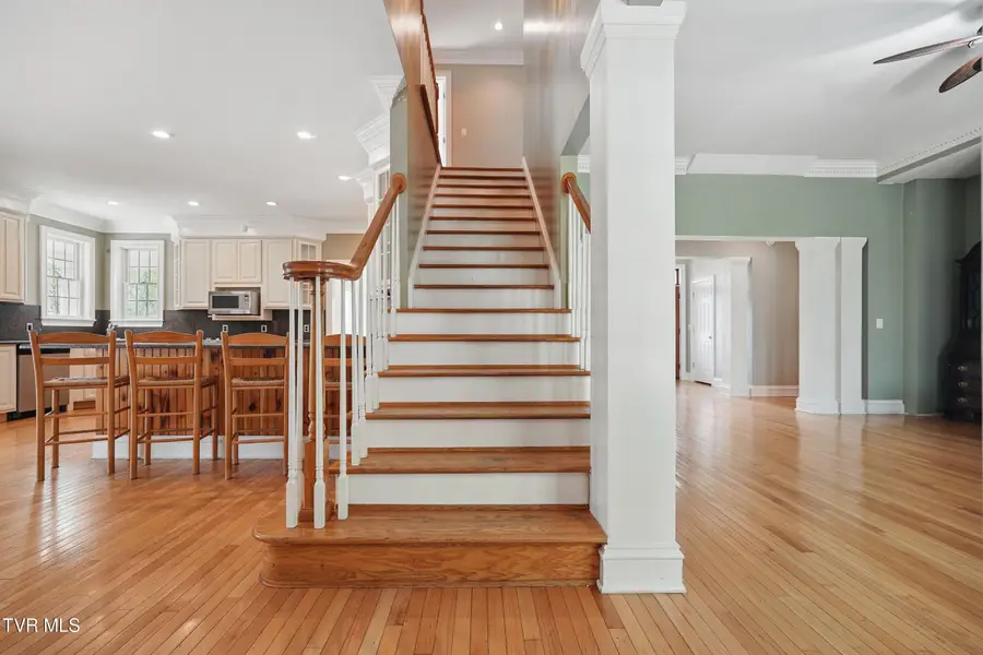 500 Northwest Ridge Avenue, Norton, VA 24273 - Image #3